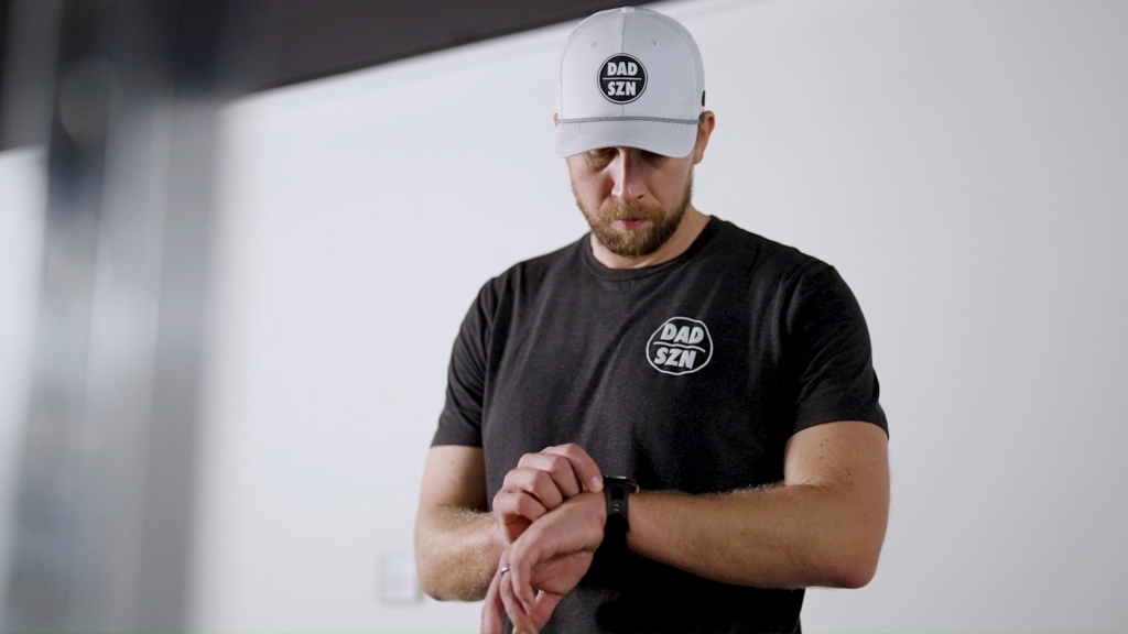 Nick Foles i Amazfit T-Rex 3: idealny partner treningowy
